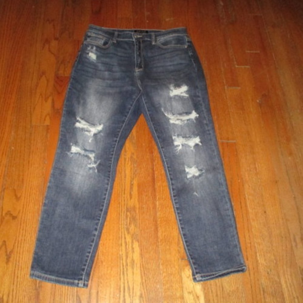 JUDY BLUE Boyfriend Fit Jeans